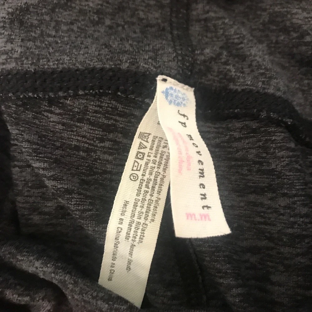 Free people dark grey legging side hole - M